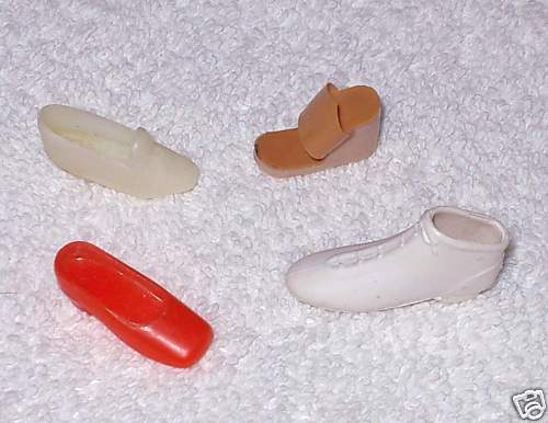 VINTAGE MOD ERA BARBIE FRANCIE SINGLE SHOE LOT  