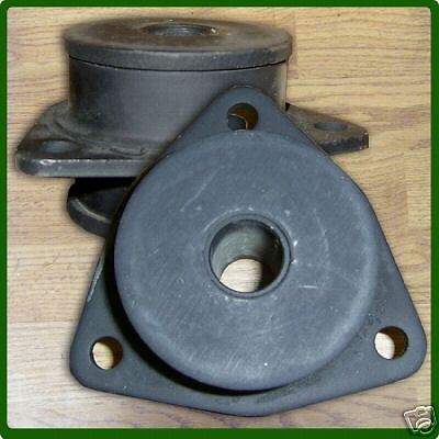 LAND ROVER DISCOVERY REAR BOTTOM LINK CHASSIS BUSH SET  