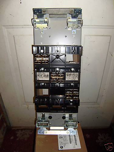 GE Spectra circuit breaker module AMC3JK model 1  