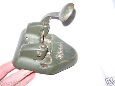 Vintage Wilson Jones Co Chicago paper 2 hole punch  